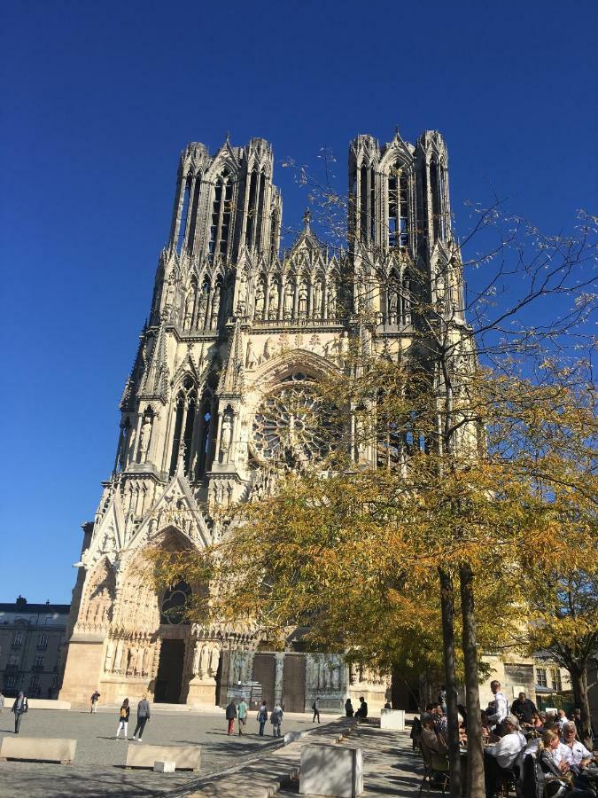 Bedinreims "Burgundy Bottle" 110M2 Exceptional, 4 Chambres Doubles, 2 Bain, Free Park & Wifi, Tout Equipe Eksteriør billede