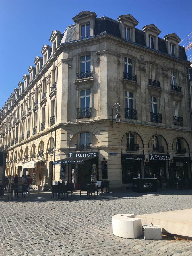 Bedinreims "Burgundy Bottle" 110M2 Exceptional, 4 Chambres Doubles, 2 Bain, Free Park & Wifi, Tout Equipe Eksteriør billede